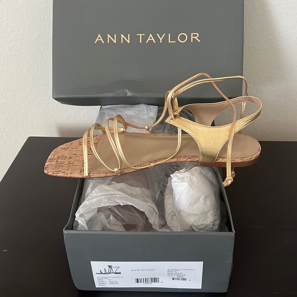 New gold sandal